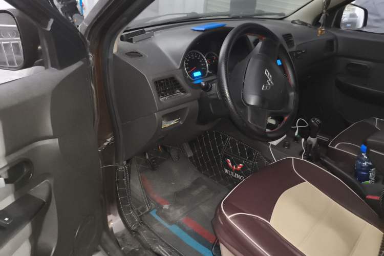 Used Wuling Hongguang 2014 1.5L S Standard Version