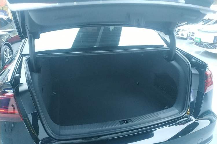 Used Audi A6L 2018 35 TFSI Collector's Edition Trunk