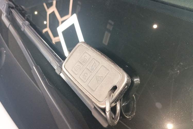 Used Land Rover Range Rover Velar 2024 Dynamic SE