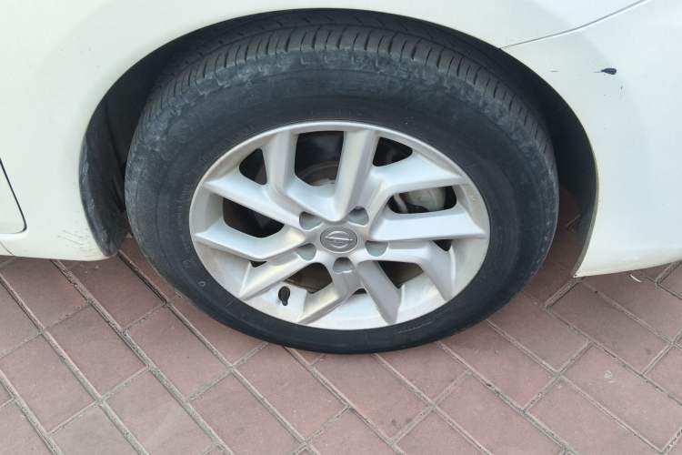 Used Nissan Tiida 2021 1.6L CVT Cool Edition Right Front Wheel Hub