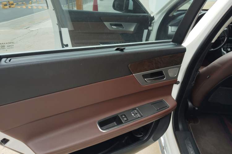 Used Jaguar XFL 2017 XFL 2.0T 240PS Luxury Edition