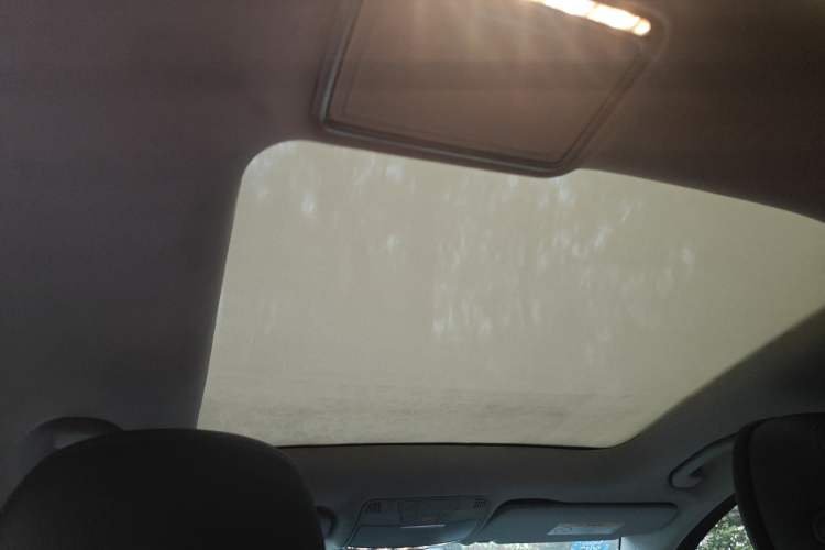 Used Mercedes-Benz C-Class 2016 C 200 L Sport Edition Headliner