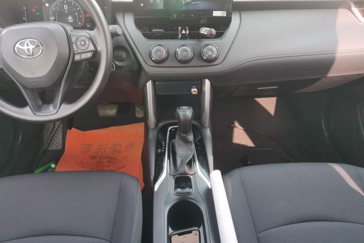 Used Toyota Corolla Cross 2023 2.0L Pioneer Edition Gear Lever