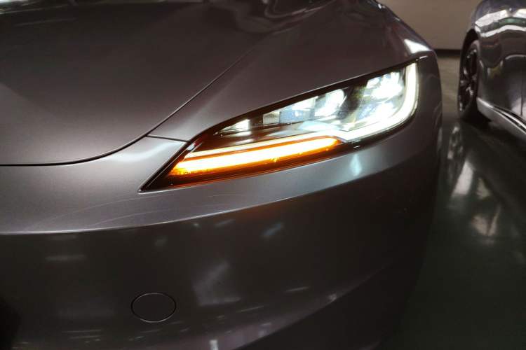 Used Tesla Model 3 2023 Long-Range All-Wheel-Drive Version