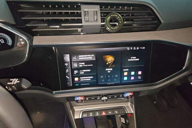 Used Audi Q3 2022 40 TFSI Fashion Dynamic Model