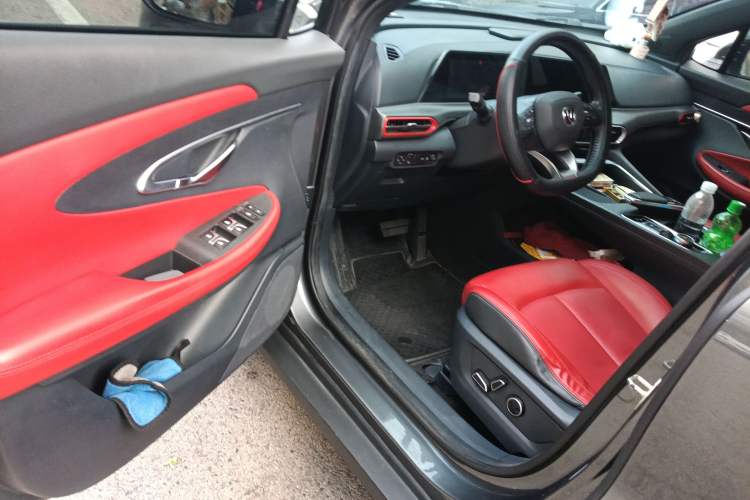 Used CHANGAN UNI-T 2020 1.5T Flagship Version
