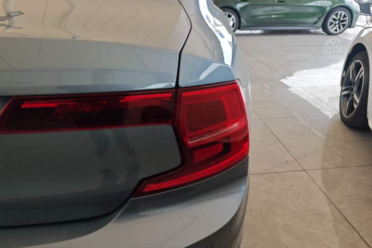 Used Volvo S90 2019 T4 Zhiyi Edition
