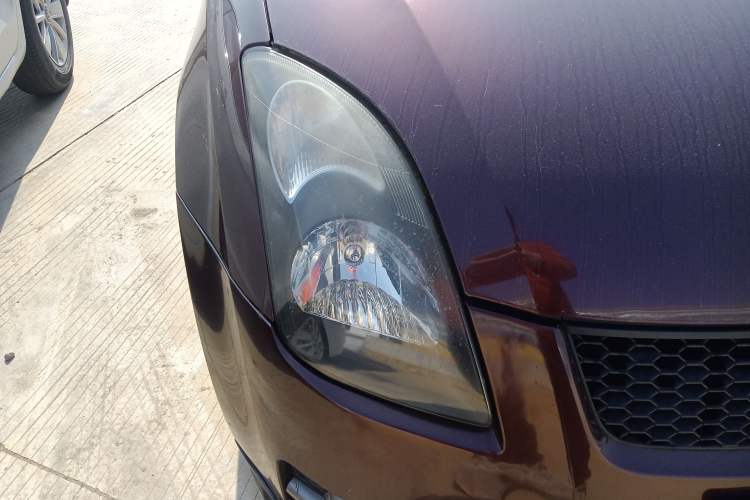 Used Suzuki Swift 2011 1.5L Automatic Fashion Edition Right Front Headlight