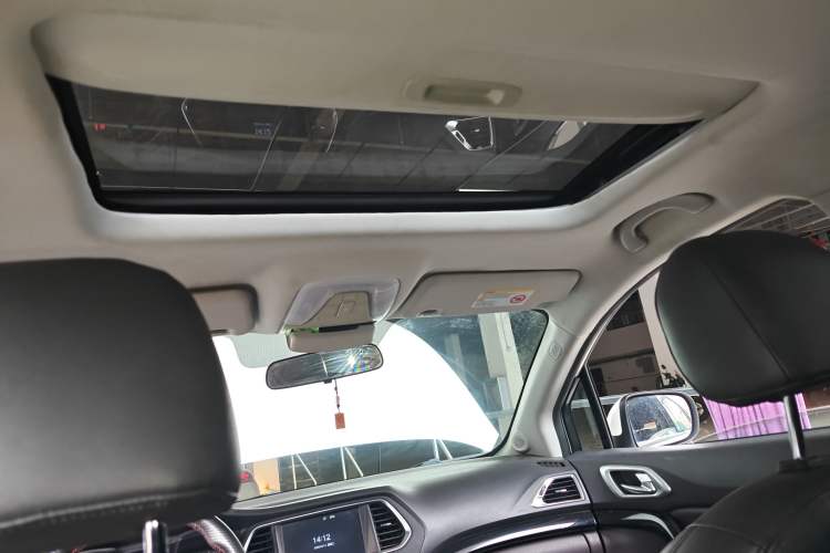 Used GAC Trumpchi GS4 2015 200T Manual Luxury Edition Headliner