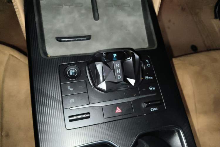 Used BYD Song L DM-i 2024 112 km Beyond Edition
