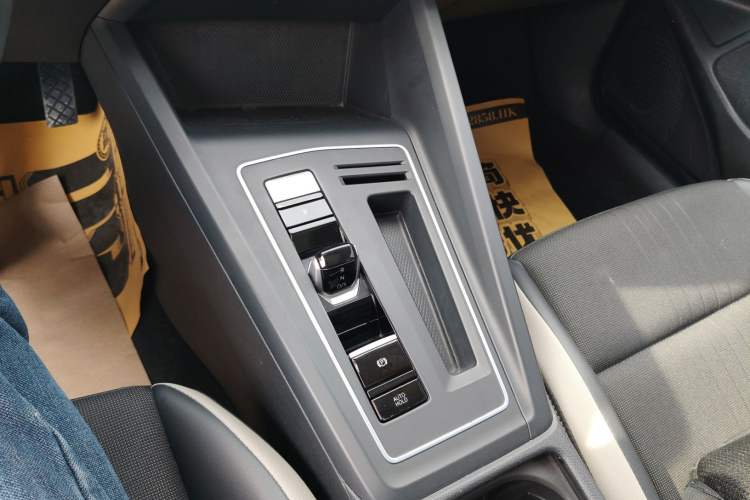 Used Volkswagen Golf 2023 280TSI DSG Pro Gear Lever