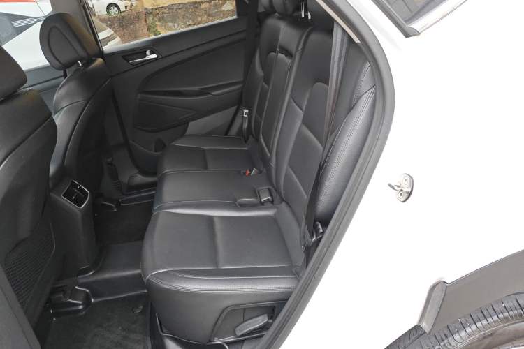 Used Hyundai Tucson 2015 1.6T Dual-Clutch Two-Wheel-Drive Smart Model