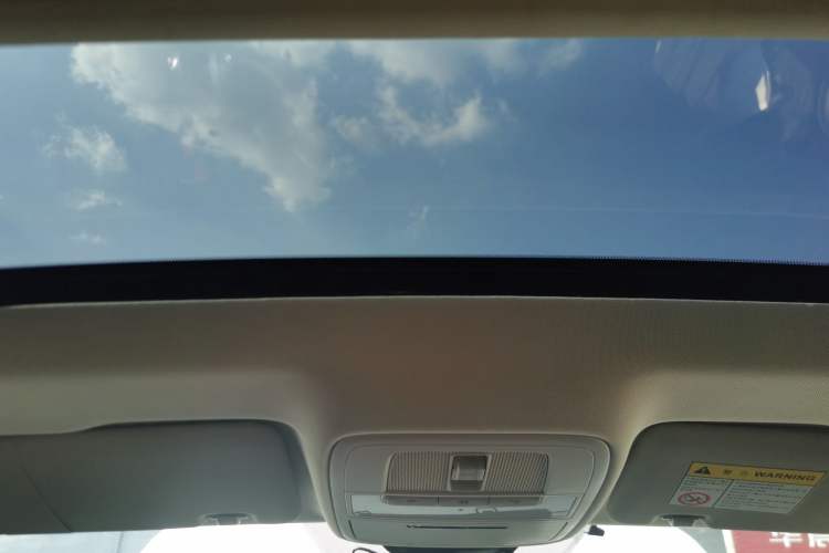 Used Roewe i5 2019 1.5L Manual 4G Connect Leehao Flagship Edition