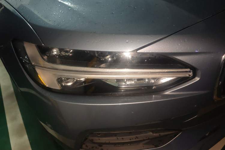 Used Volvo S90 2018 T5 Zhiyuan Edition
