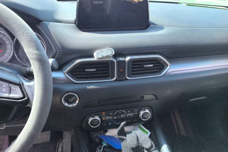 Used Mazda CX-5 2020 2.0L Automatic Two-Wheel Drive Smart Version
