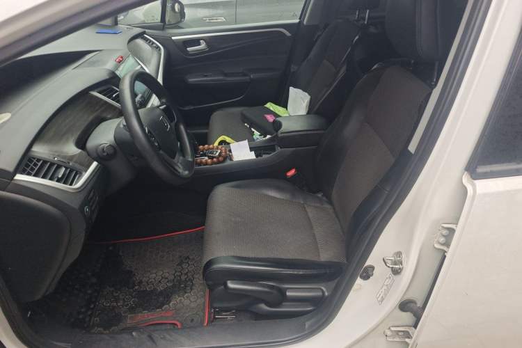 Used Honda Jade 2017 1.8L automatic Comfort version 5 seats