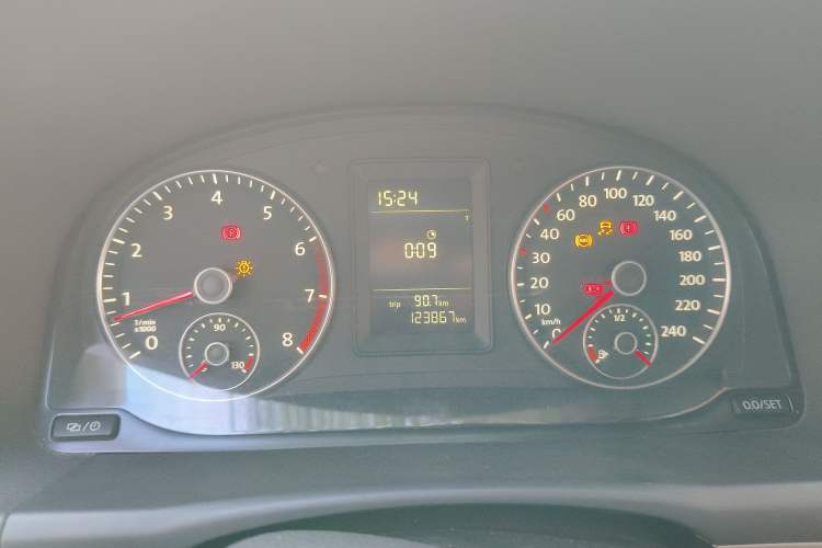 Used Volkswagen Touran 2013 1.4T Manual Fashion Edition 5 Seats Instrument Cluster