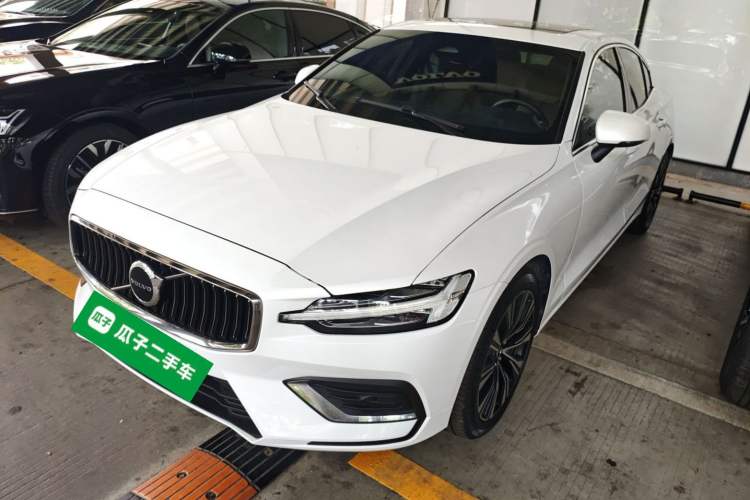 Used Volvo S60 2024 B4 Zhiyuan Luxury Edition