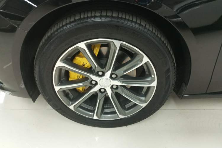 Used Buick LaCrosse 2022 652T Luxury Version
