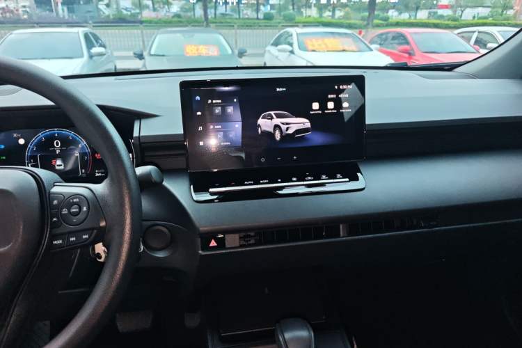 Used Toyota Corolla Cross 2026 Model 2.0L Pioneer Edition
