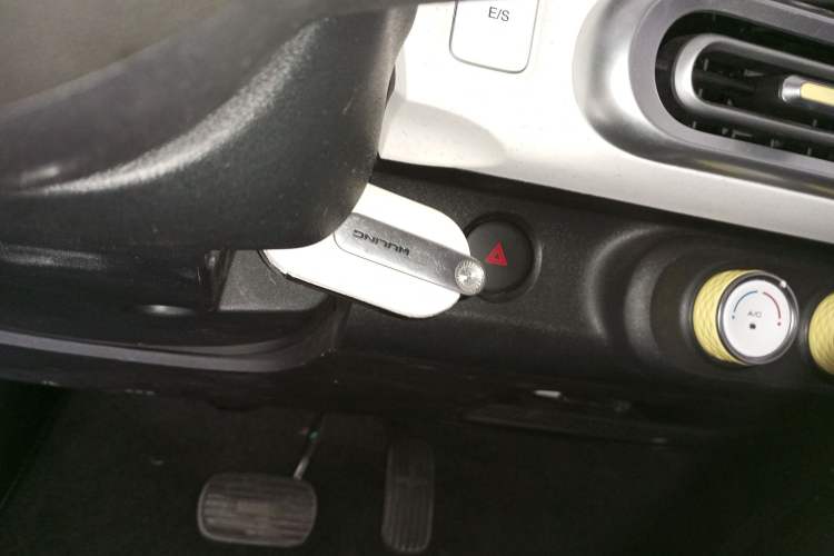 Used Wuling Hongguang MINIEV 2024 3rd Generation 215km Advanced Version Vehicle Key