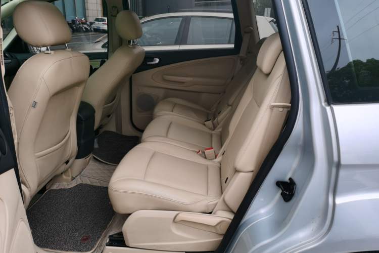 Used Ford S-MAX 2008 2.3L 7-Seater Luxury Version Left Rear Seat