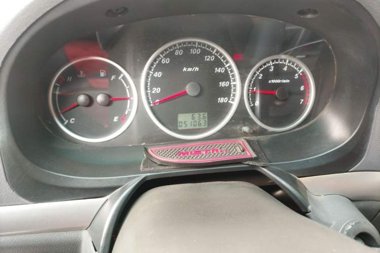 Used Foton Scenic 2012 2.0L Express Standard Short-Wheelbase Version 486EQV4
