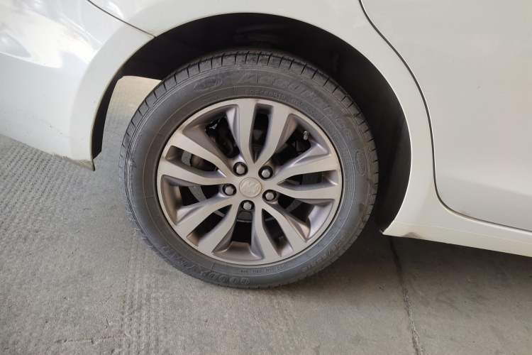 Used Buick GT 2018 18T Automatic Elite Model
