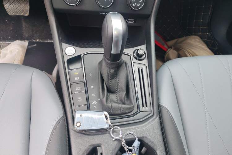 Used Volkswagen Lavida 2024 1.5L Automatic Starry Sky 5 Million Edition
