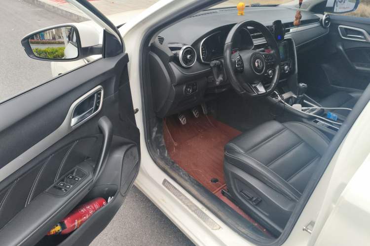 Used MG 6 2017 20T Manual Luxury Smart Connect Version China V Standard
