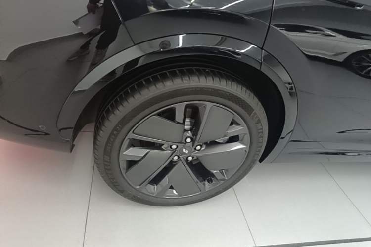 Used Li Auto L7 2025 Max Smart Refresh Edition Right Rear Wheel Hub