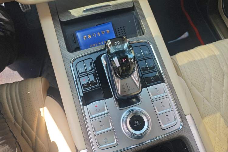 Used Tank 500 2023 3.0T Sport Edition Realm-Design 7-Seater