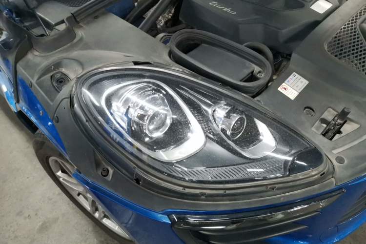 Used Porsche Macan 2016 Macan S 3.0T Right Front Headlight
