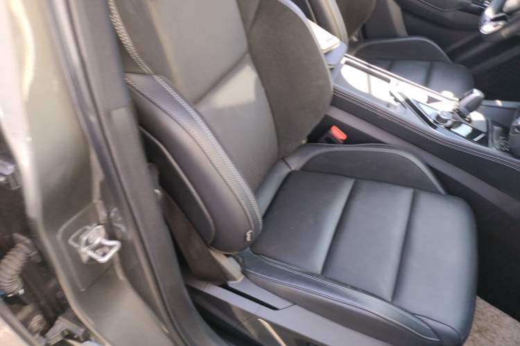 Used Lynk & Co 03 2022 2.0TD DCT JingPro