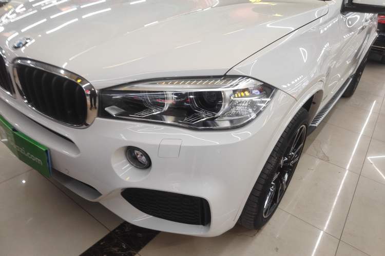 Used BMW X5 2018 xDrive35i Standard Model Small Screen Fabric Middle East

