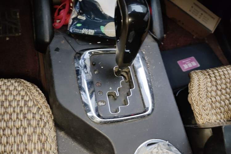 Used Geely Auto GX7 2014 2.0L Automatic Prestige Version China V Standard