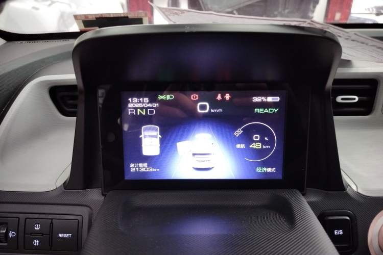 Used Wuling Hongguang MINIEV 2022 Macaron Premium Model – Lithium Iron Phosphate