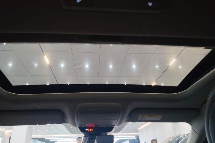 Used Mazda 3 Axela 2023 2.0L Automatic Zhiyao Edition Headliner