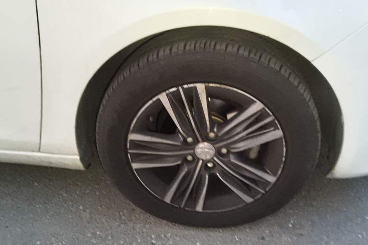 Used Peugeot 308 2016 1.6L Automatic Luxury Edition