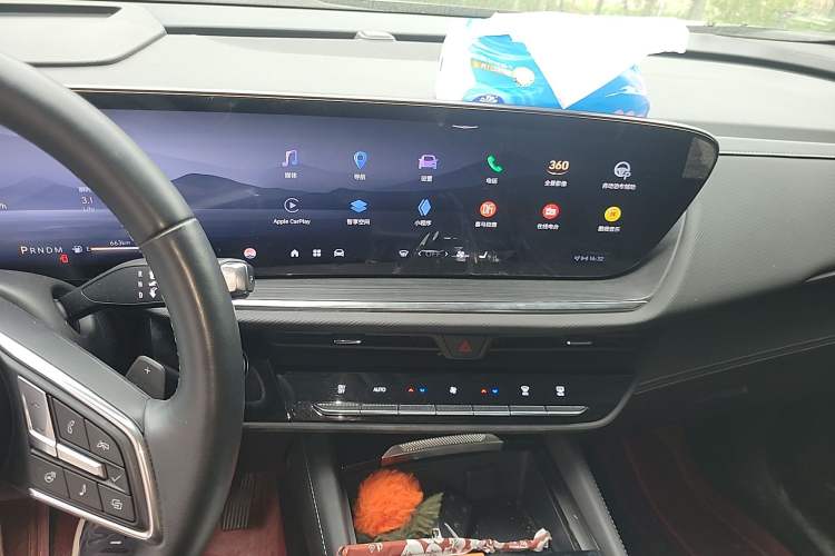 Used Buick Envision 2025 Encore Plus 28T Two-Wheel-Drive Platinum Edition