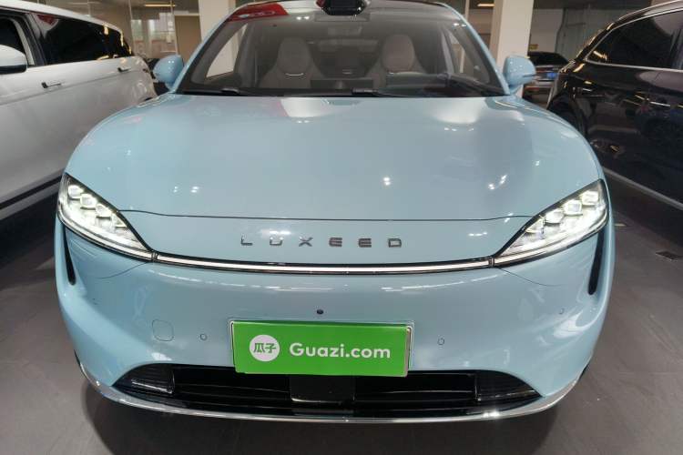 Used Hima Luxeed R7 2025 Range-Extended Version 251 km Max
