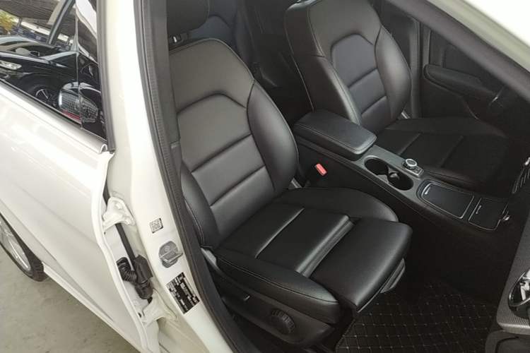 Used Mercedes-Benz B-Class 2019 B 200 Sport Edition
