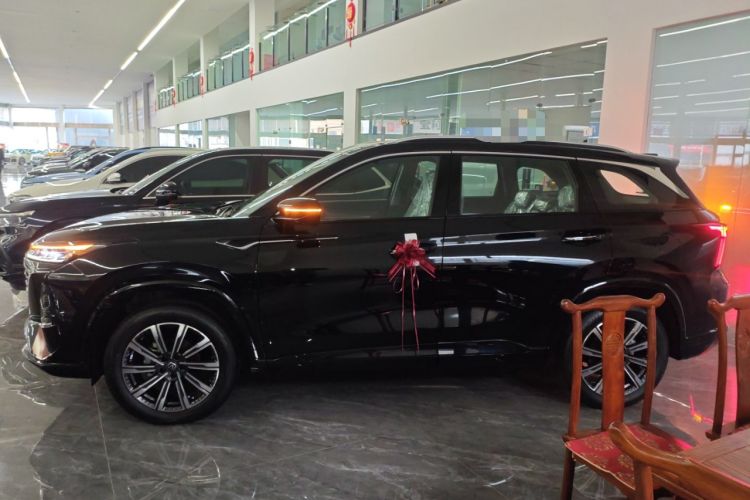 Used Changan CS75 PLUS 2025 Model, 3rd Generation Champion Edition 1.5T Jinghang Version
