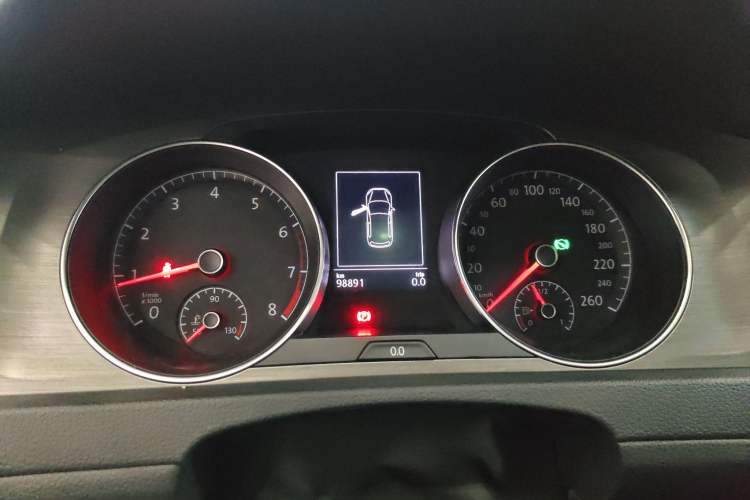 Used Volkswagen Golf 2016 230TSI Automatic Luxury Version