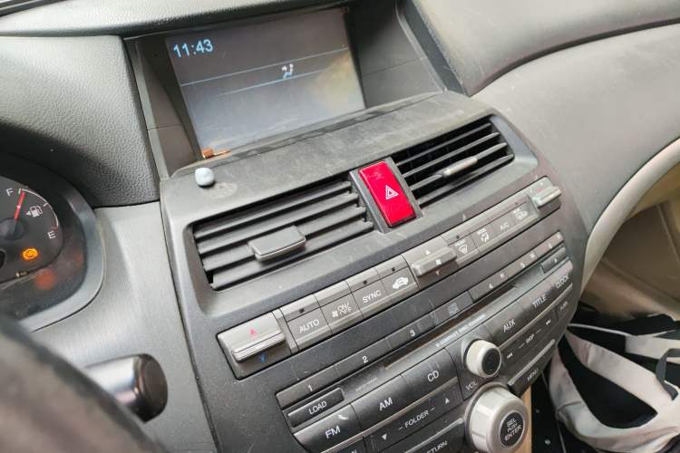 Used Honda Accord 2011 2.4L EX Audio And AC Panel