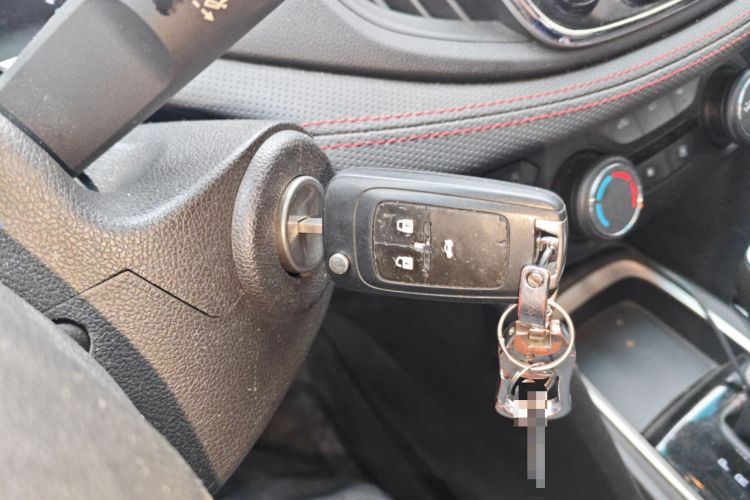 Used Chevrolet Monza 2020 Light Hybrid RS 330T Automatic Comfort Edition
