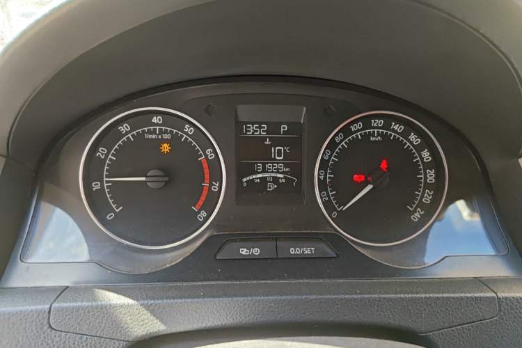 Used Skoda Rapid Spaceback 2016 Revised 1.6L Automatic Chuanxing Version