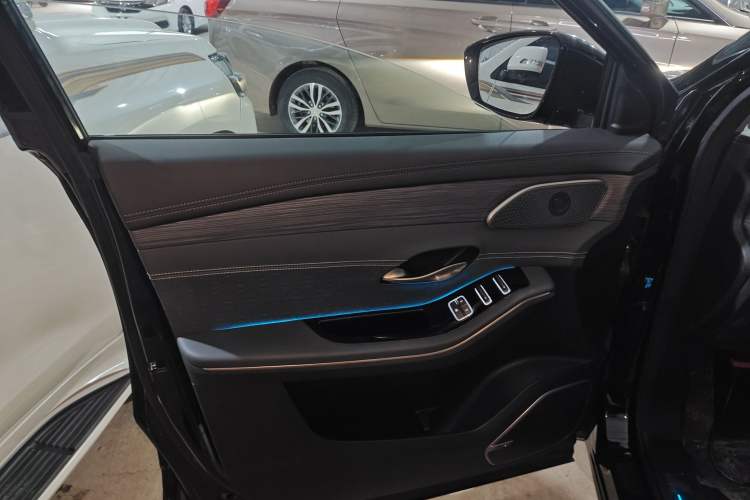 Used JETOUR Shanhai L9 2024 1.5TD 2DHT Pro 7-Seater