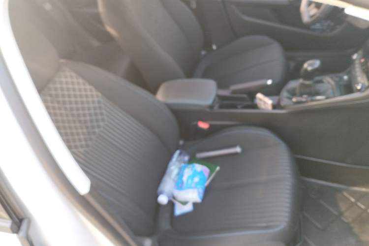 Used Peugeot 308 2018 1.6L Manual Fashion Edition
