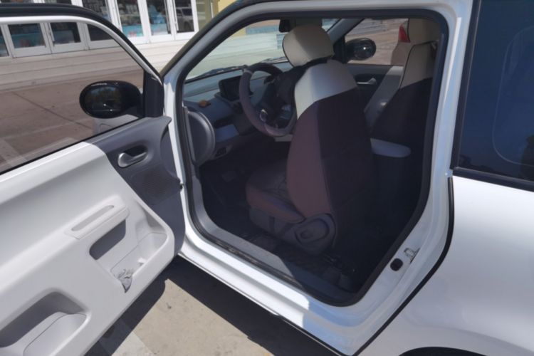 Used CHANGAN NEVO Lumin 2025 205 km Xiangqin Version
